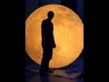 Luna Privada (Private Moon) "El hombre que se enamoró de la Luna"