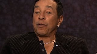 Smokey Robinson Discusses His Healthy Lifestyle