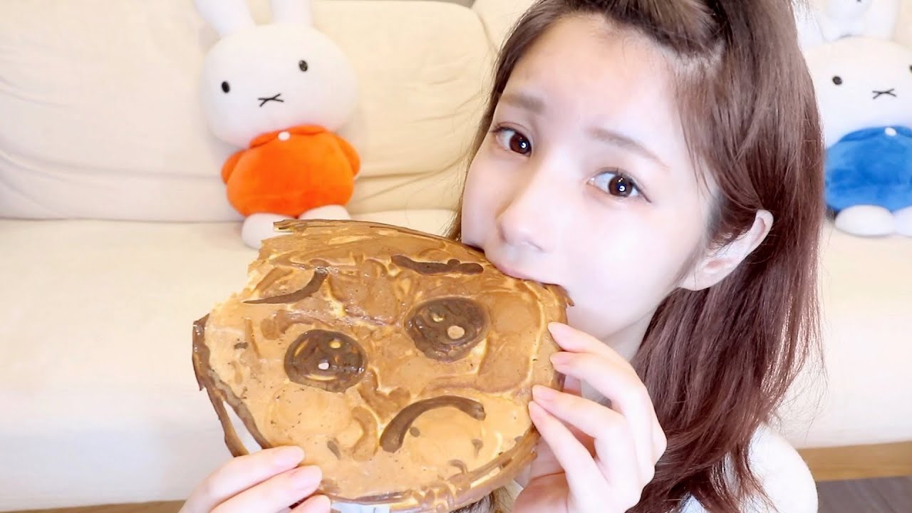 モッパン ぴえん顔のパンケーキ作って食べたら想像以上に最高 Youtube