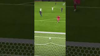 Goalkeeper cooked 2 #bestplayer #efootball #barselona #fifa #fifamobile #bayern #messi #argentina