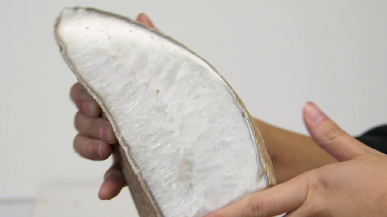 1.8Kg Natural Agate Crystal Lamp J963 10 YouTube player