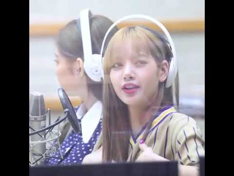 Lisa ️ and Jennie ️ - YouTube