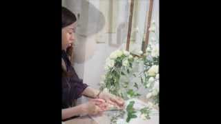 手作りブーケ 白いドレスに似合うキャスケードスタイルブーケ作り方 Youtube