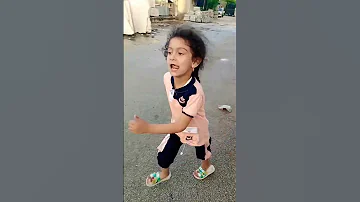خلوها تلعب لعب Shorts 