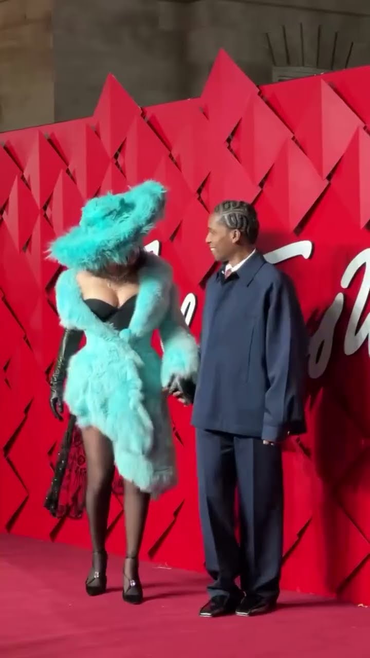 Rihanna, A$AP Rocky and Her Giant Hat Rule the Fashion Awards