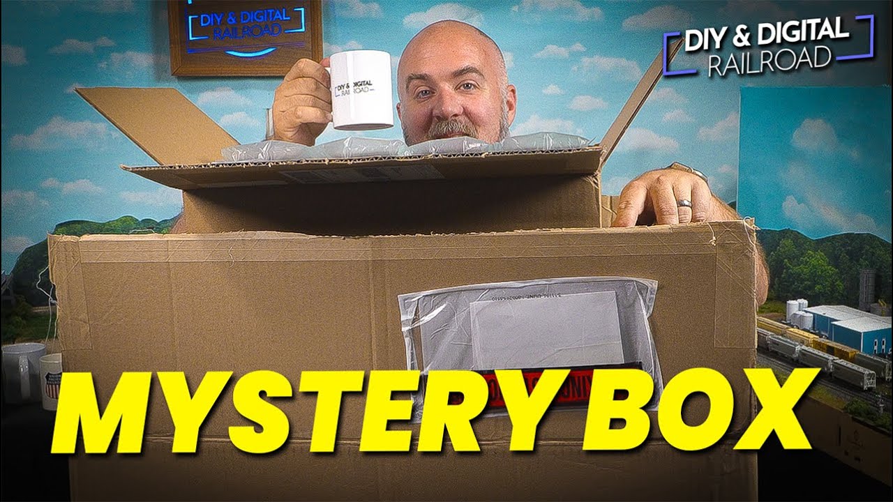 Открываем таинственную коробку с модельной железной дорогой от Walthers