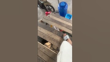 Cách đi xuống cầu thang trong vòng 10 giây