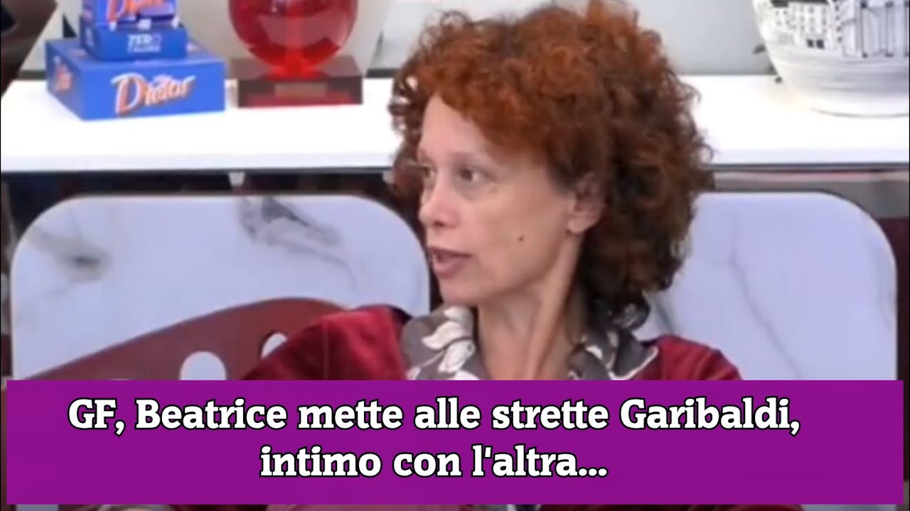 Gf Beatrice Mette Alle Strette Garibaldi Intimo Con L Altra Youtube