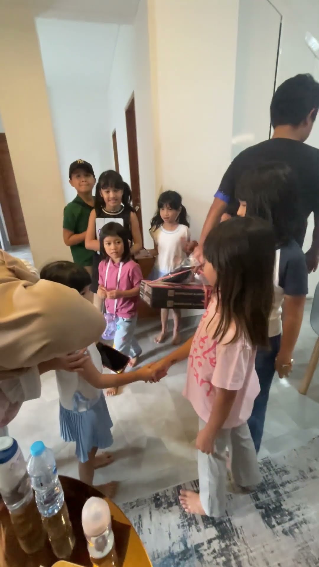 SERU BANGET ? TEMAN LEIKA MAIN KE RUMAH LEIKA #shorts #viralvideo #leika