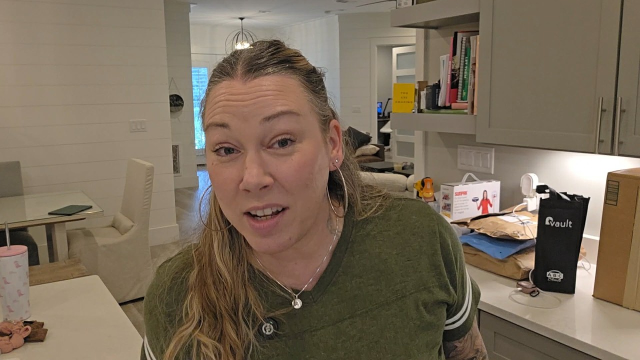 Is this lady Batsh*t??