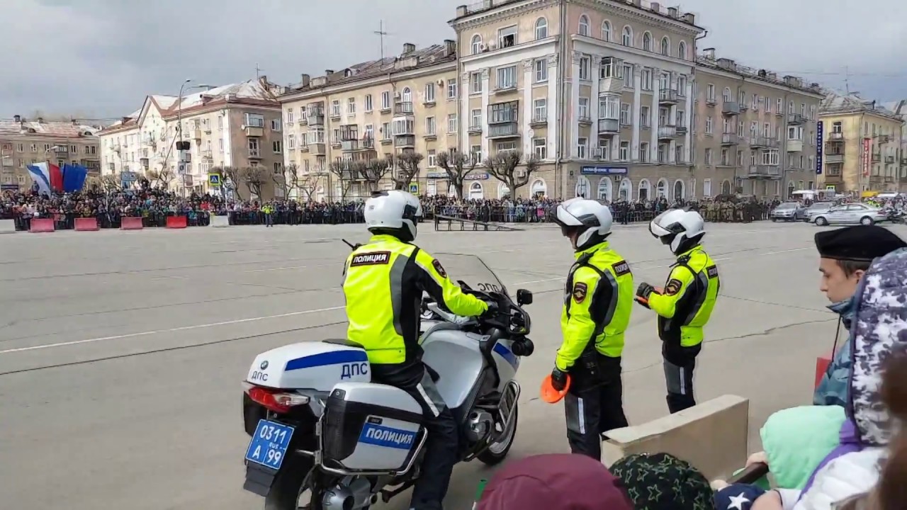 Площадь металлургов череповец Площадь металлургов череповец