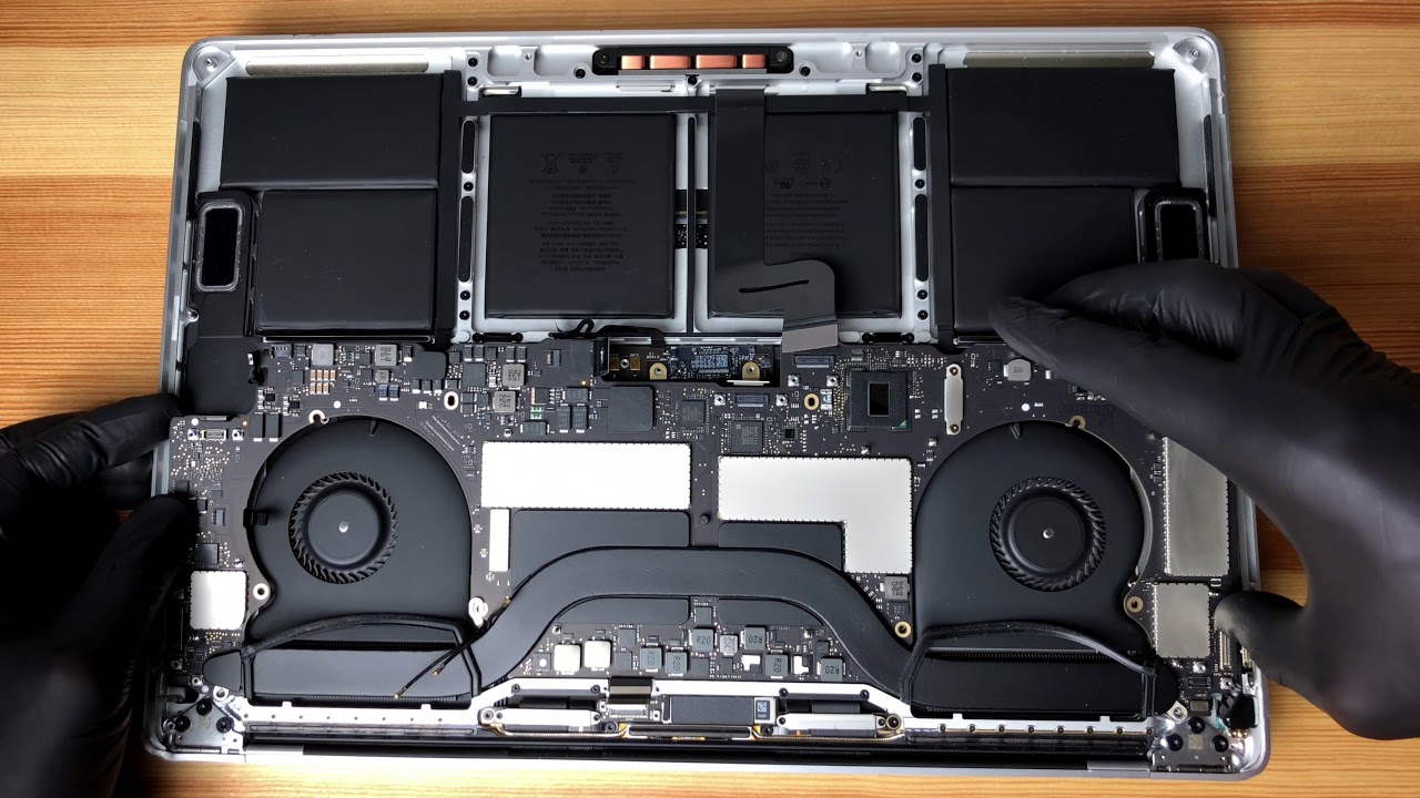 Macbook Pro 15 16 A1707 Teardown Touch Bar Wymiana Matrycy Zbitaszybka Pl Youtube
