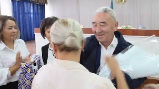 картинка: Зейнетке шығарып салу рәсімі