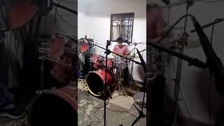 Ensayando cumbia con la batería conjuntos venados ??