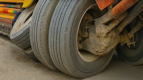 Truck Axle Damage Inspection – Broken Hub and Suspension Failure Explained