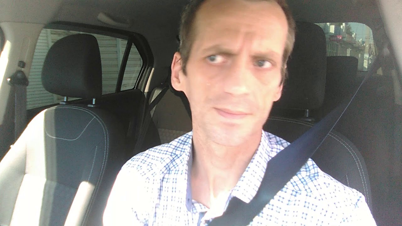 Пассажир обранил ключи от машины Кия - YouTube