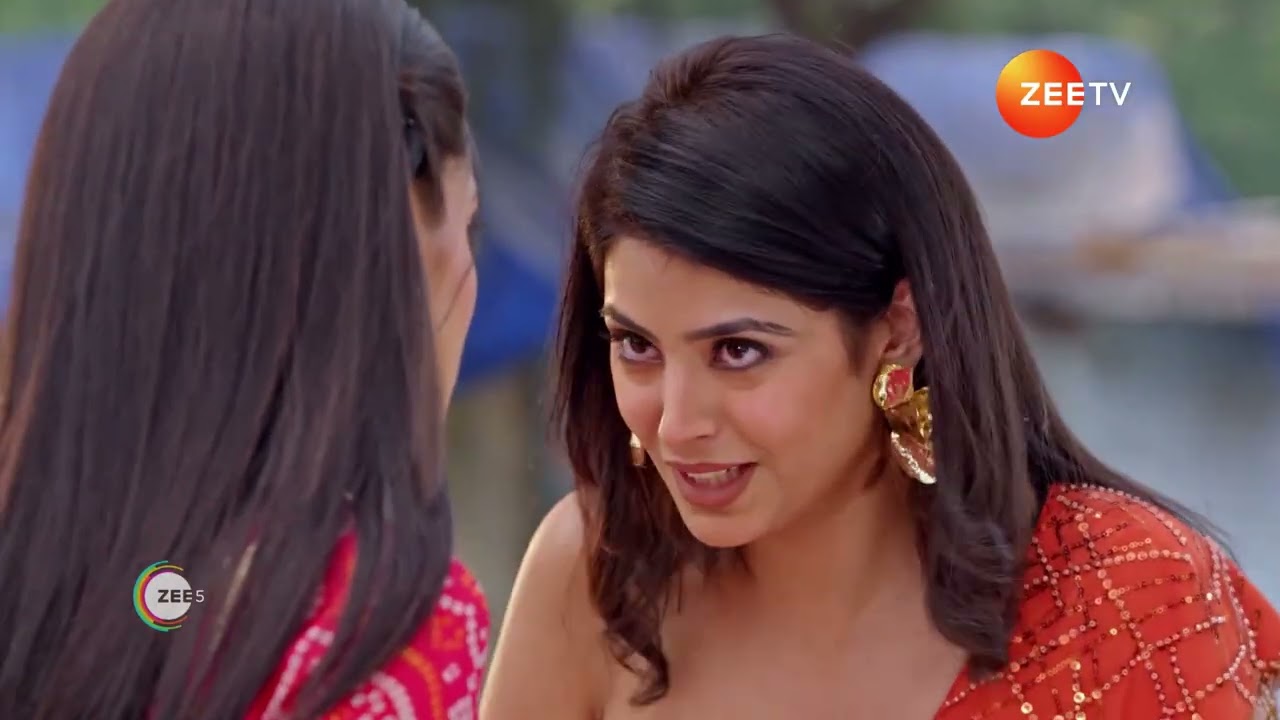 Kumkum Bhagya | Can Payal manage to stop Prarthana from revealing her secret?