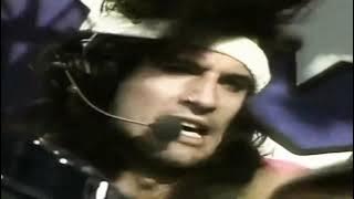 MÖTLEY CRÜE-Smokin’ In The Boys Room (Live, 1989)