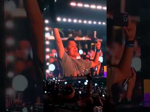 Taehyung loves fanboys 😍😎 BTS LA concert funny moment #taehyung #jungkook #army #bts #btsedits #btsv