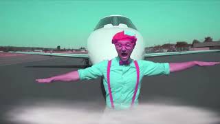 BLIPPI ACTING LIKE AIRPLAIN WING/INTRO SONG/SPONSORED BY GAMAVISION CSUPO EFFECTS