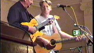 Tommy Emmanuel and Nokie Edwards,1999 - "Pipeline". chords