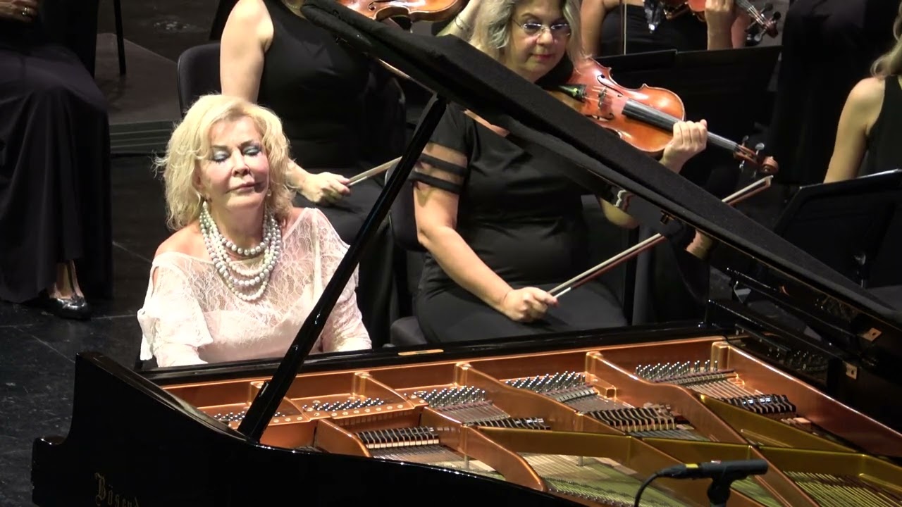 Gulsin Onay, Tchaikovsky - Piano Concerto No.1 in B flat minor, Op 