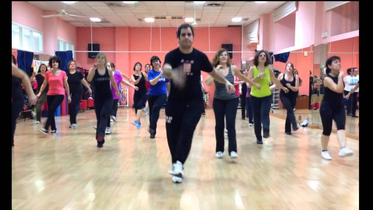 Merengue "El baile del reloj"  (CoreoFitness MundoGuyi)