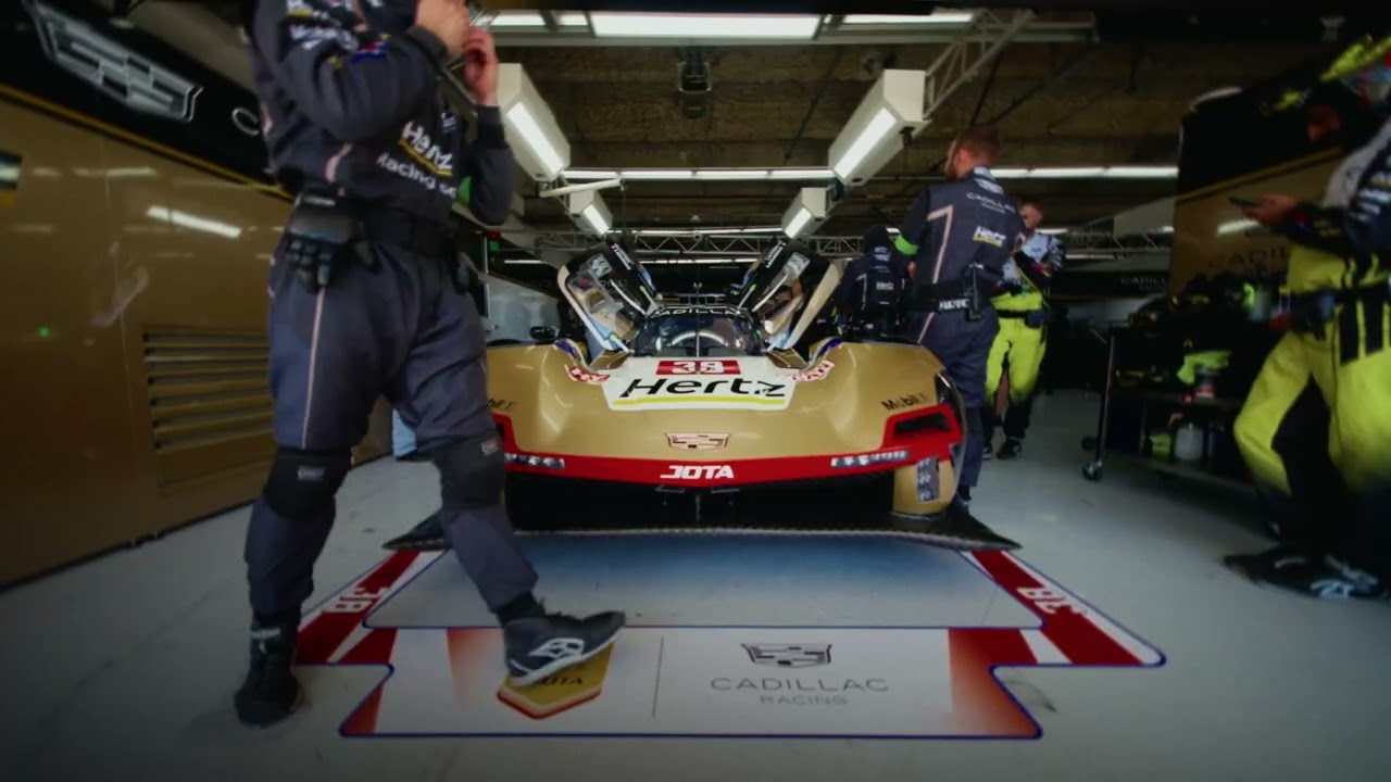 The art of the static shot, Cadillac Racing style 😍