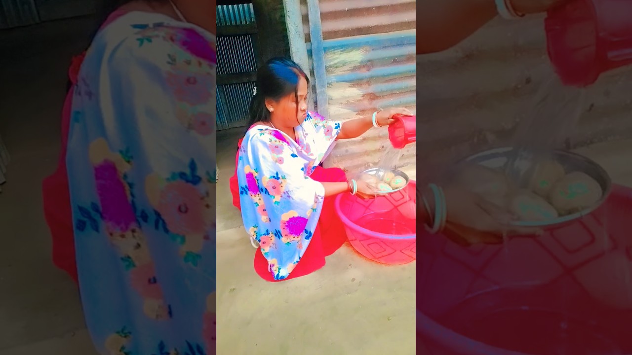 এই আলুগুলো একটু ধুয়ে ফেলো তো 