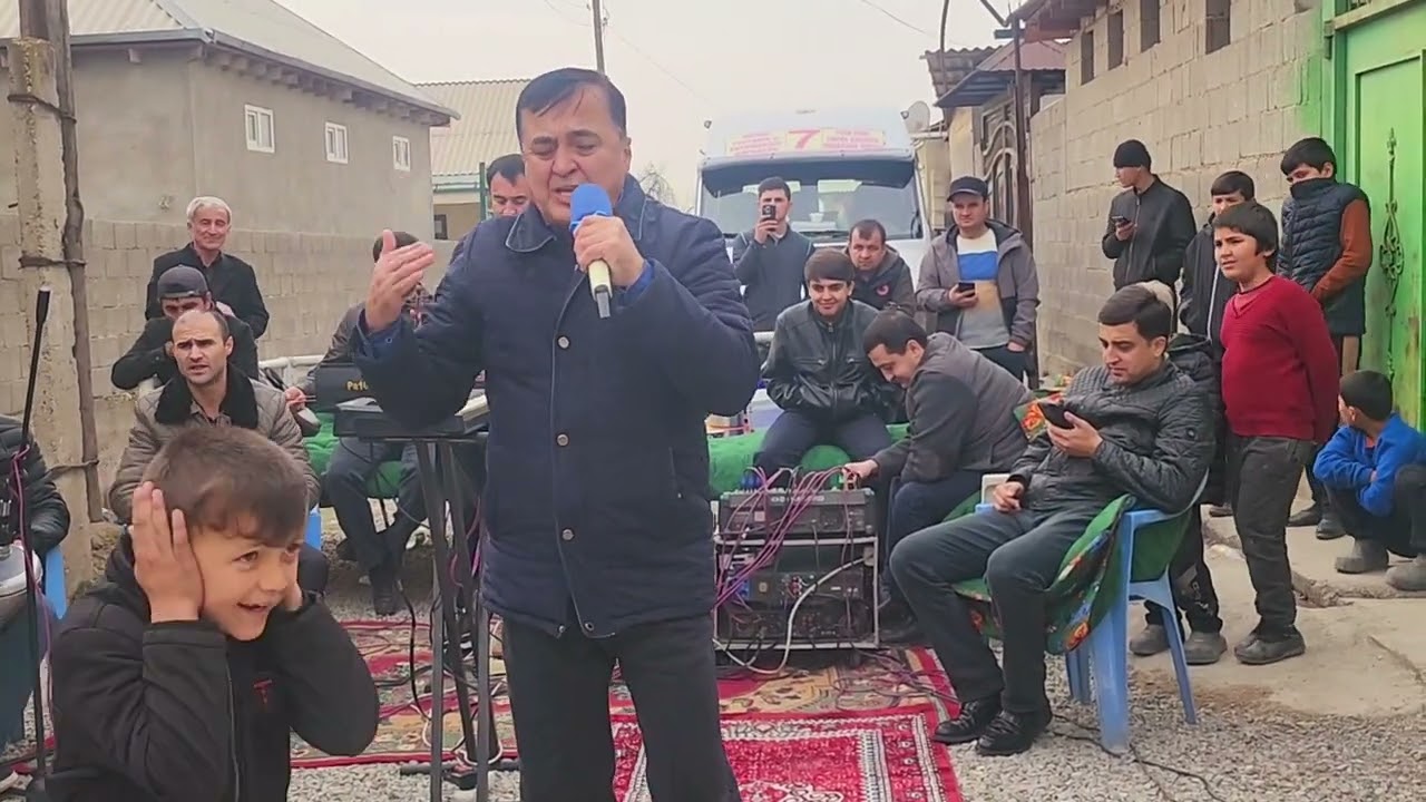 ДАР ДЕҲАИ СУРХАКЧАШМАИ ҲИСОР УСТОД ХАЙРИДДИН БО ОЧАҶОНАШ ҲАМАРО ГИРЁН КАРД ТАМОШОВУ ОБУНА ШАВЕД