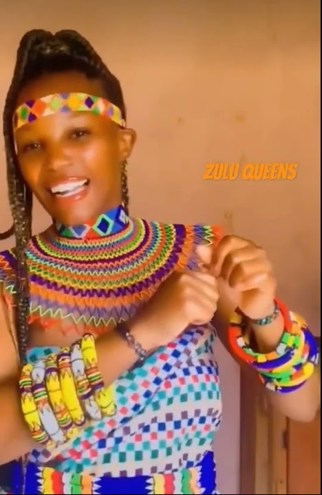 Zulu Queens Traditional Dance #zuluculture #africanqueen #beautiful