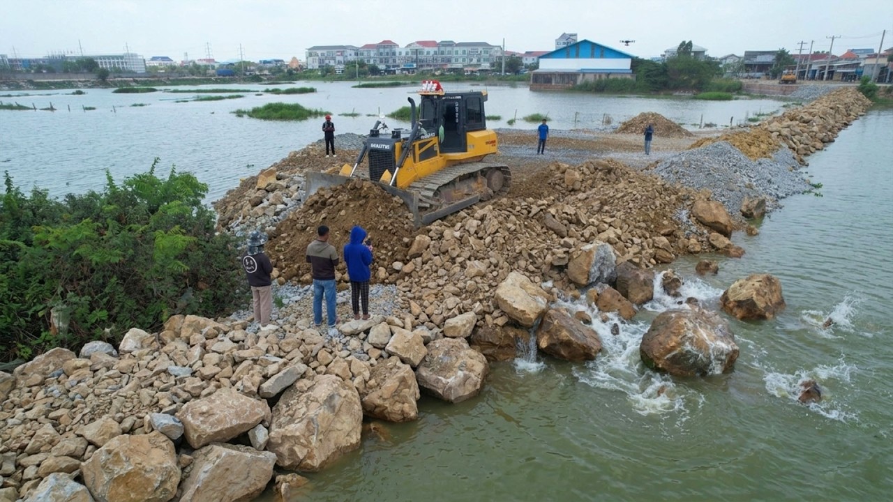 Today New Excellent For Using Stones Power SHANTUI DH17 Cleaning , Heavy Machinery TRUCK 25t