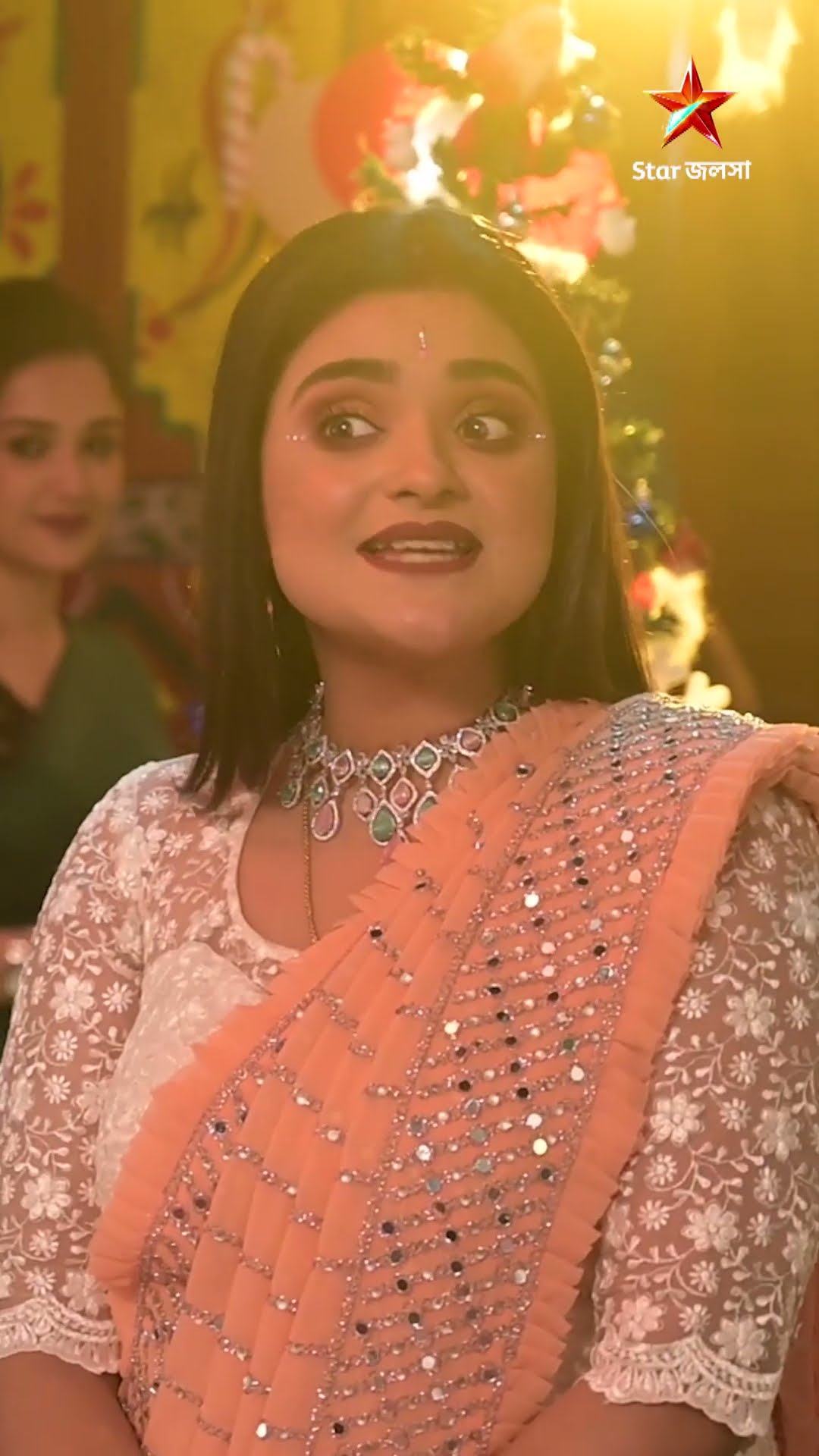 ক্রিসমাসে তেঁতুলপাতায় কী ঘটতে চলেছে দেখুন তার পর্দার পিছনের একঝলক।