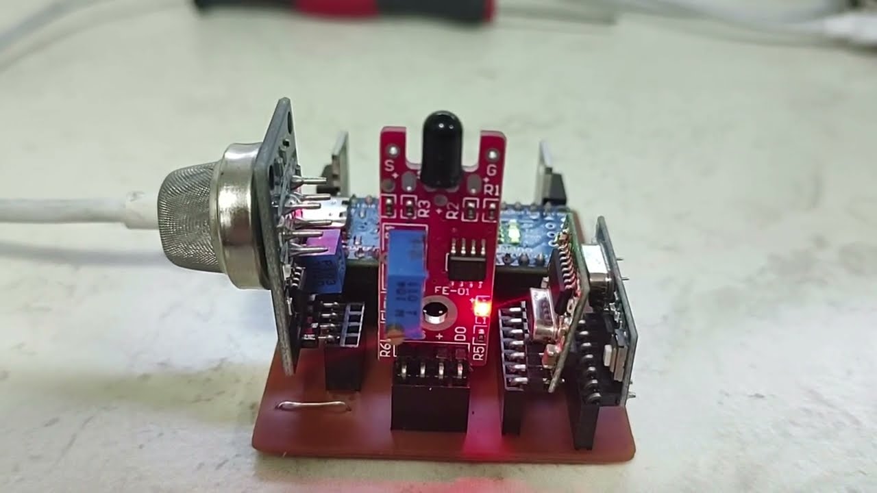 DETECTOR DE FUGAS DE GAS NATURAL Y FUEGO CON ARDUINO NANO