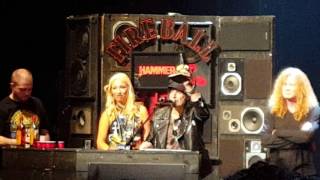 Phil Campbell Riff Lord accepts award at Metal Hammer Golden God's 2016