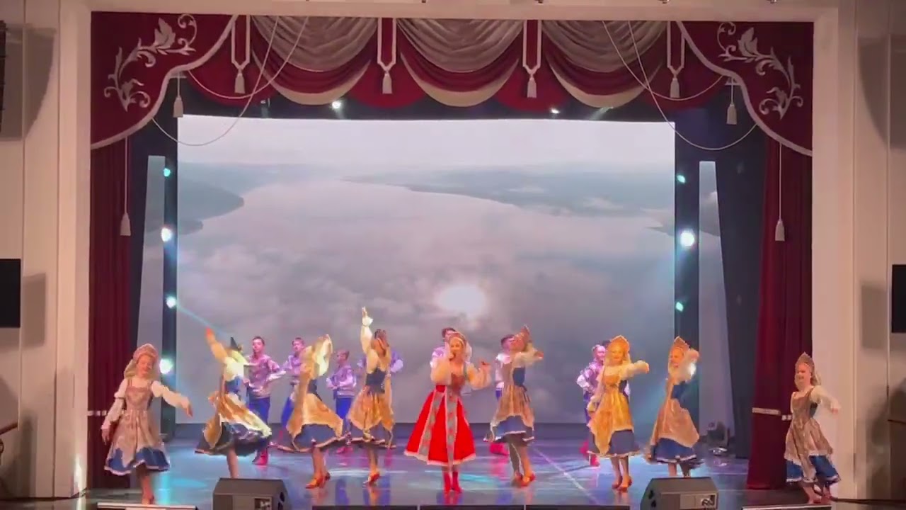 Екатерина Лошакова и Метелица "Реченька" - YouTube