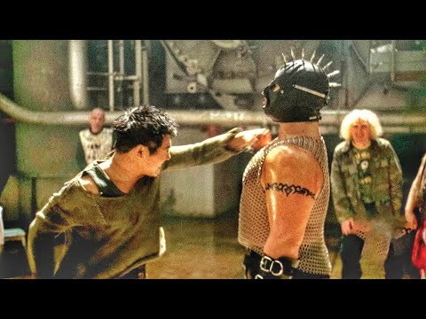 رجل غني يأخذ طفل من امه ويدربه لسنوات طويلة ع فنون القتال لكي يحميه من خطر العصابات Unleashed