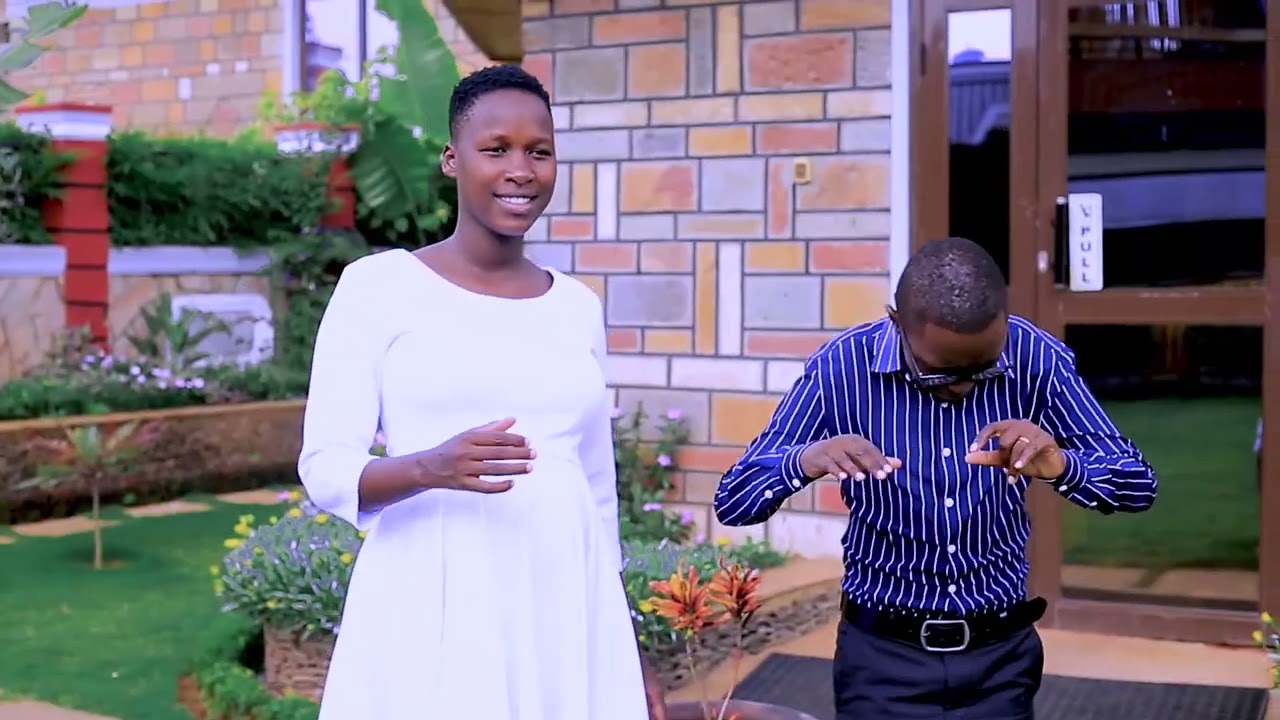 NAKUKIMBILIA BY CYRUS AZIZI//OFFICIAL VIDEO//Dir.Ogucha Jnr