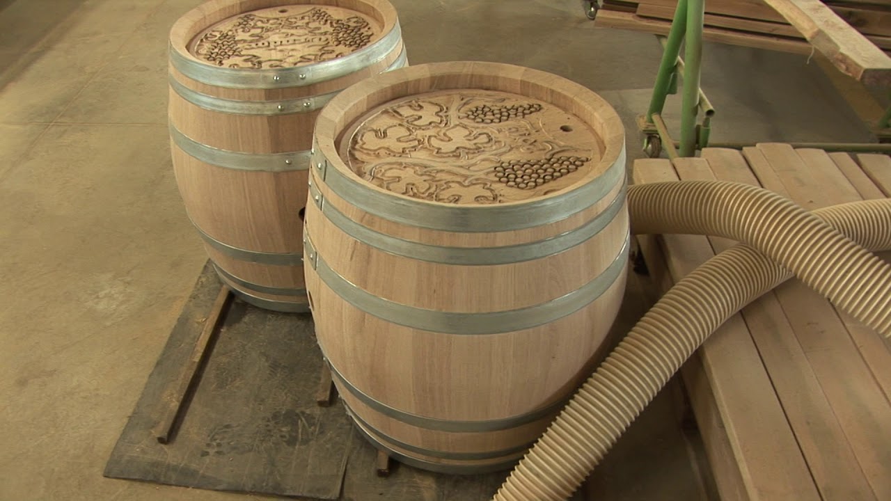 Eduard Bařina    bednář