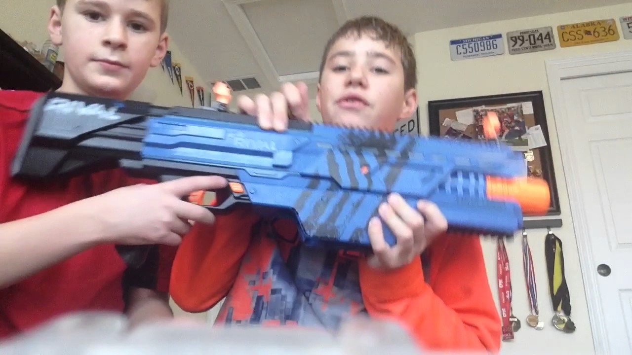 Nerf Rival Khaos MXVI-4000 Firing - Review