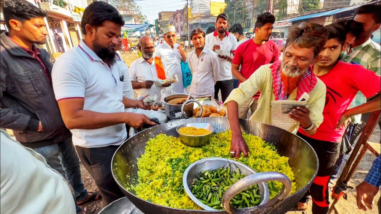गोली के स्पीड से बिकता है महाराष्ट्र Famous Kanda Poha | नंदुरबार शहादा के दिलावर चाचा का कांदा पोहा