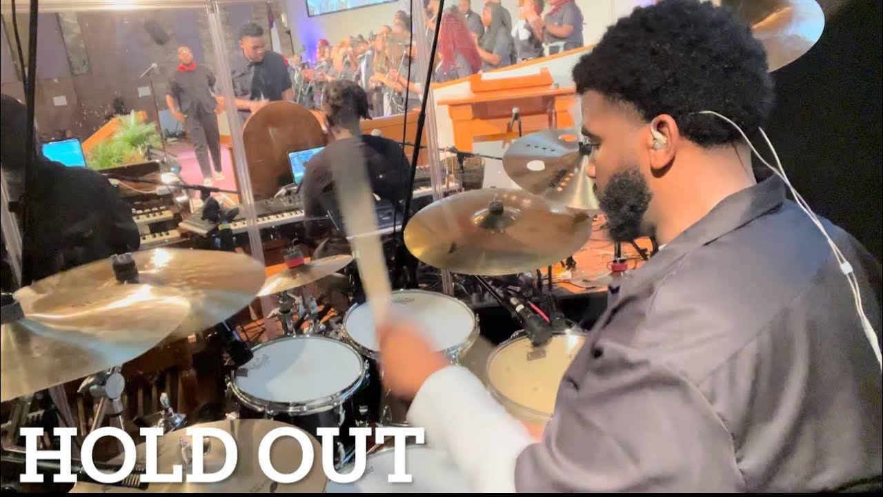 Seth Boone (Bear🐻🖤) playing Hold out with @favoredfridaychi .  