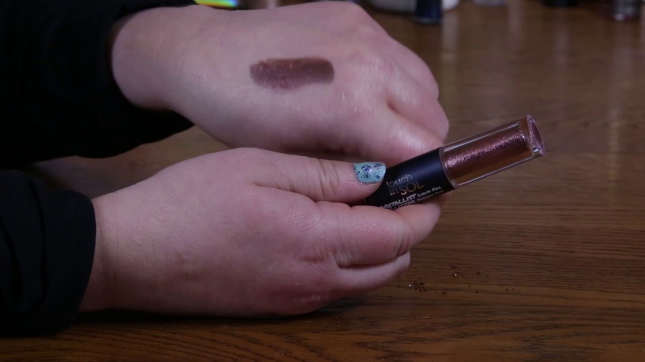 Touch in Sol Metallist Liquid Foil and Glitter Eyeshadow Duo Review