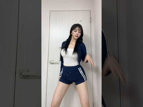 요즘 유행한다는 윤진주 춤 😳