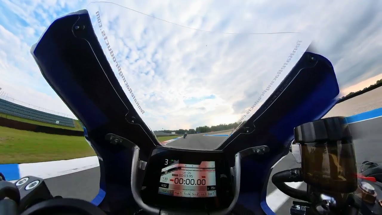 Yamaha R9 - TT Circuit Assen