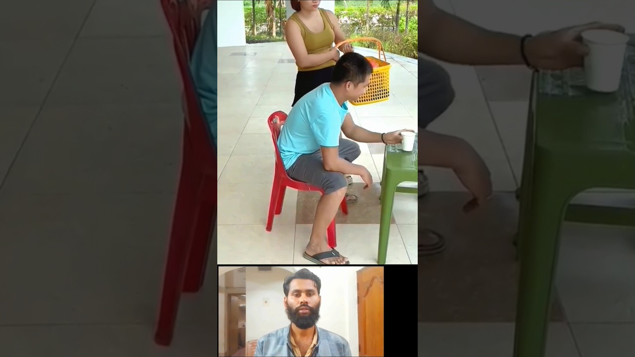 He sacrificed a chair so she could sit comfortably. 😂🤣 