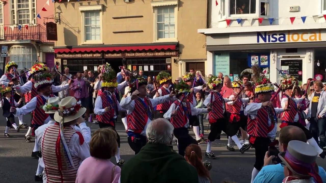 Thaxted Procession – Saddleworth