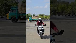 Street Triple 765 🔥 Loud Downshift Entry | RoadTopper #shorts #youtubeshorts #ytshorts