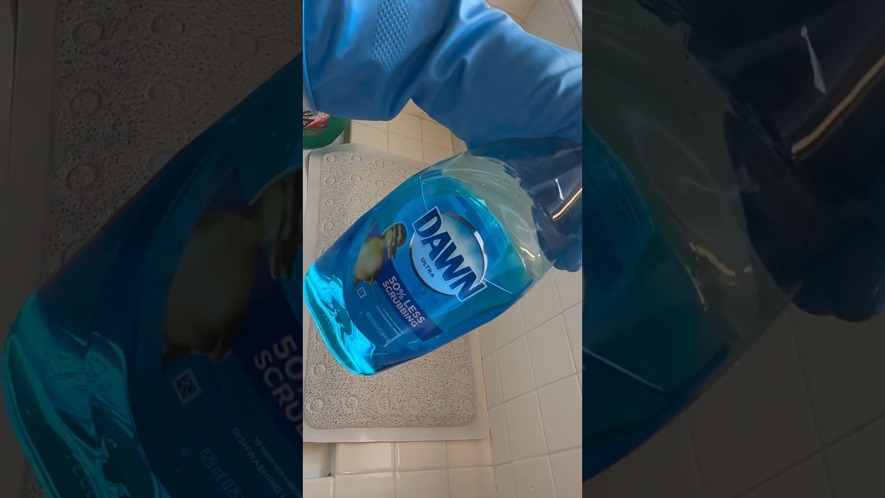 Bath mat scrub with Dawn and Pine-Sol 