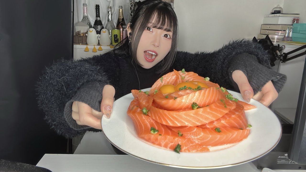 ASMR サーモン麺を食らう※咀嚼音注意